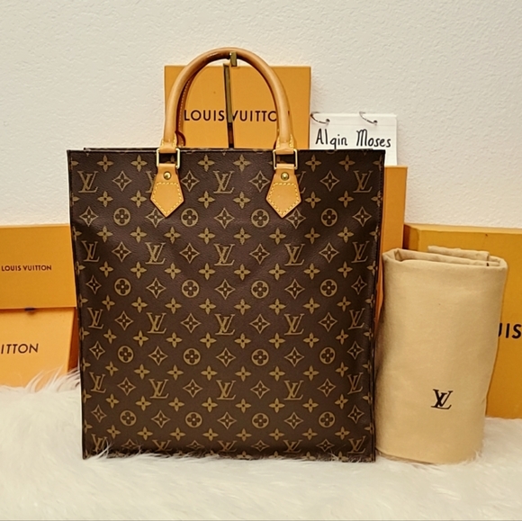 Louis Vuitton Handbags - Louis Vuitton Monogram Sac Plat Tote Hand Bag